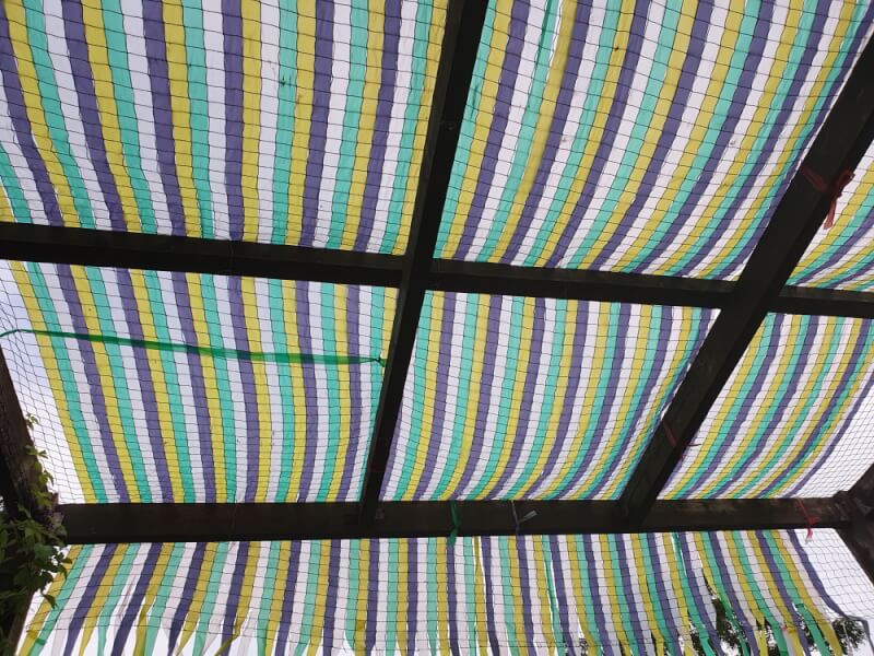 Filet de volière détourner pour couvrir une terrasse