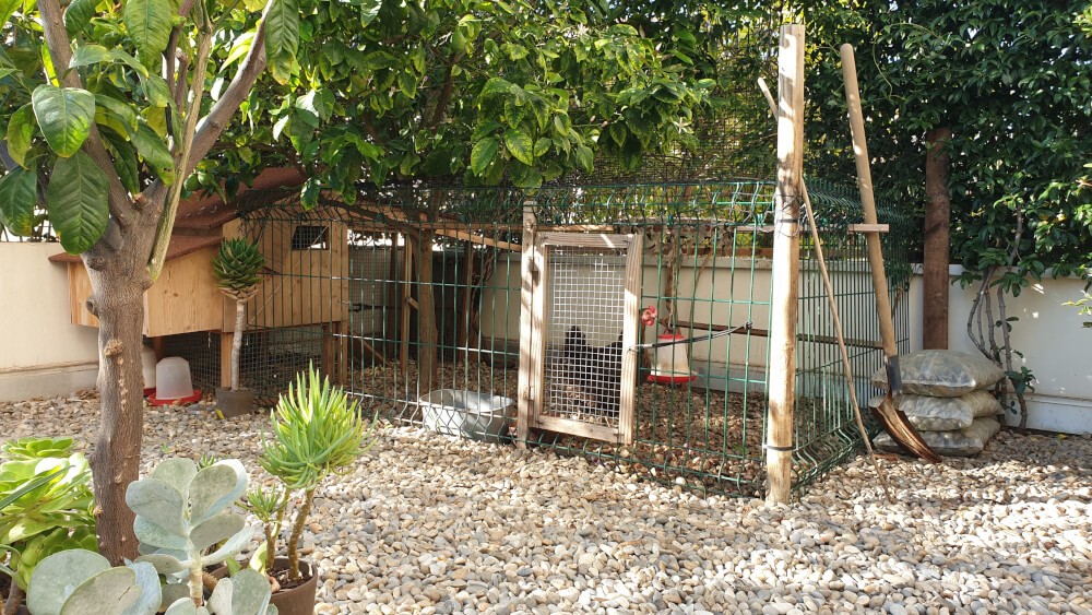 Filet de volière pour fermer entièrement un poulailler