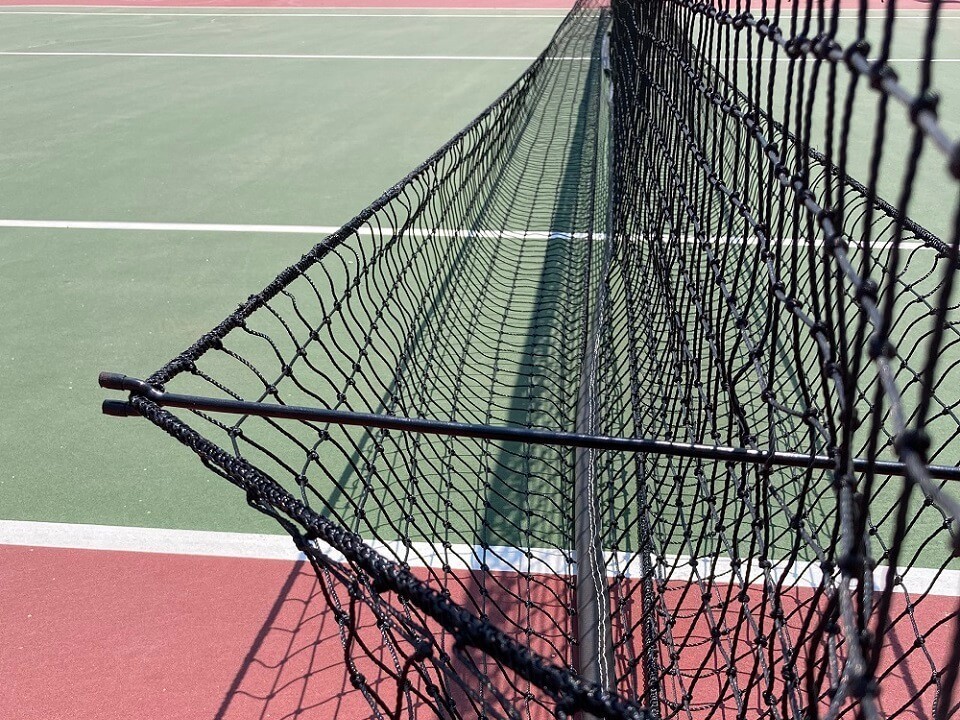 Filet de tennis tressé avec bandes PVC et barres de cadrage - Sodex