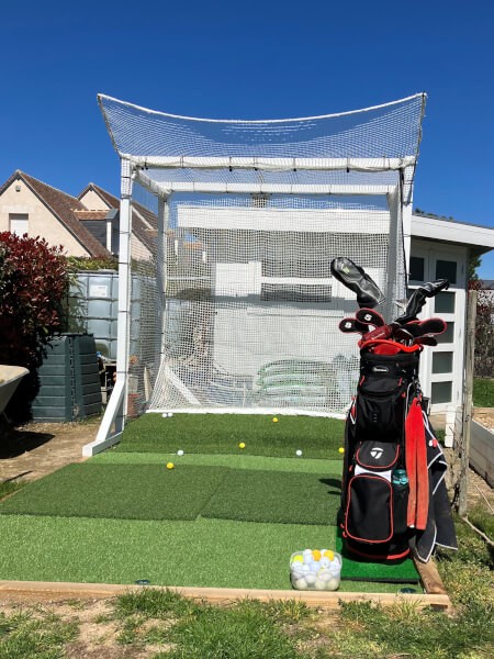 Cage carrée de golf avec filet practice de golf blanc ou entrainement de tir