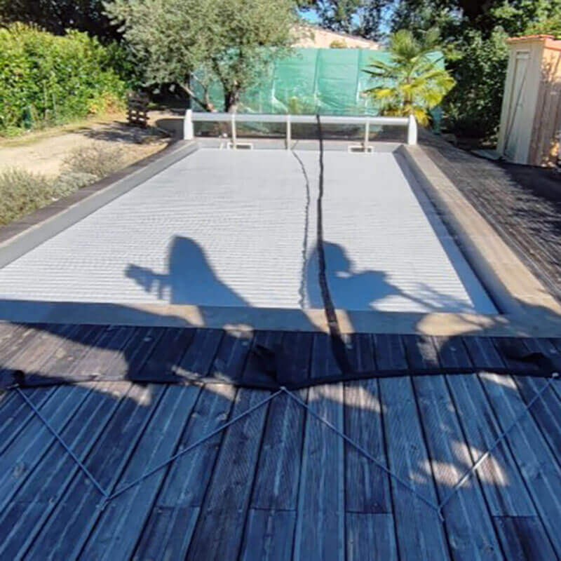 Filet anti-feuilles rectangulaire pour piscine - Mailles 1 mm - 120 g/m²