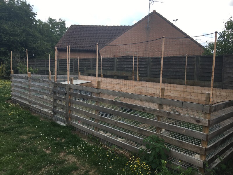 Filet de rehausse pour enclos à lapin