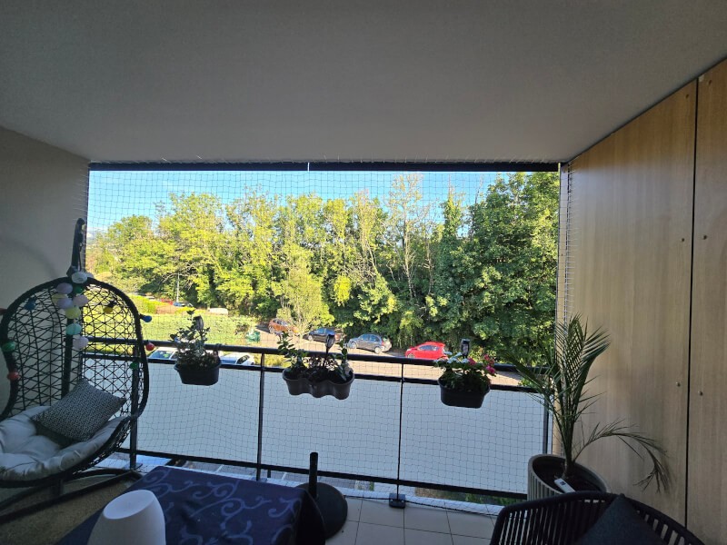 Filet de protection chute chat balcon loggia