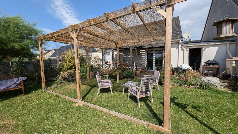 Enclos des chats avec 2 pergolas avec filet protection sur mesure