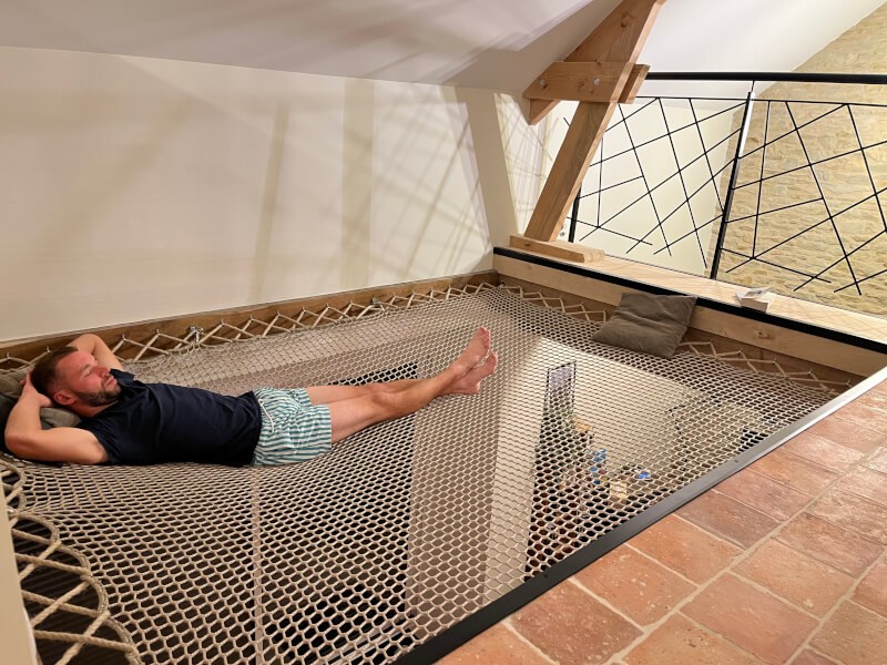 Filet de maison couleur chanvre en espace de repos - Mailles 30 mm