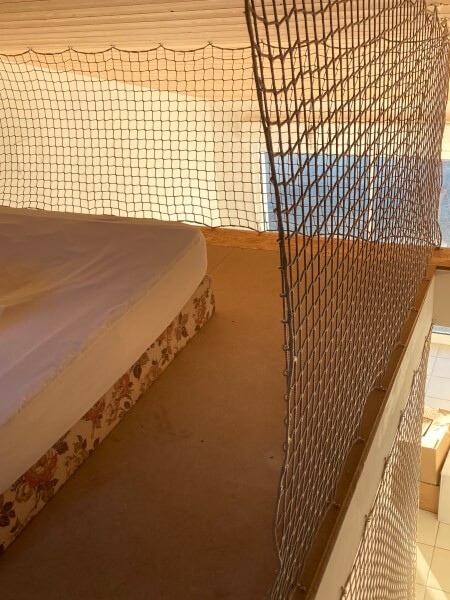 Filet de protection couleur chanvre en mezzanine ouverte