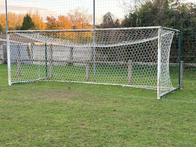 Filet de but blanc de football maille nid d'abeille