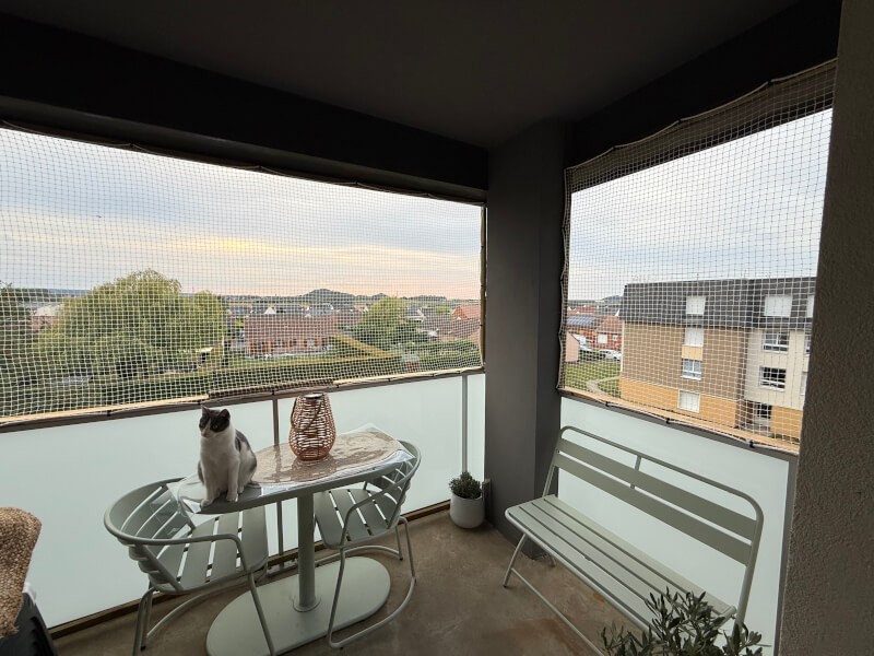 Filet de protection de balcon sur mesure pour les chats
