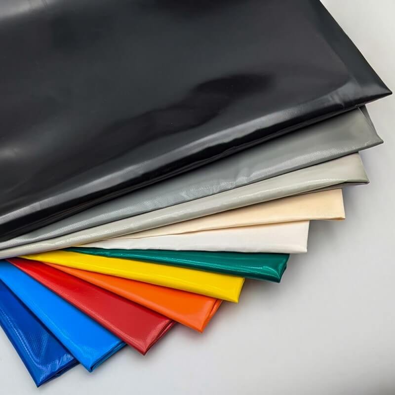 Bâche PVC étanche pour animaux 640g/m² - Plusieurs coloris