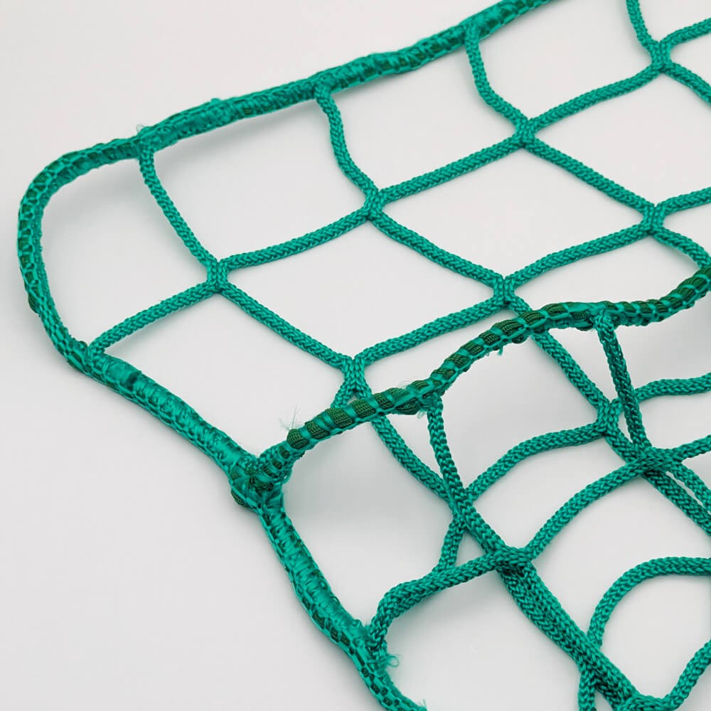 Filet à foin en forme de sac avec rabat