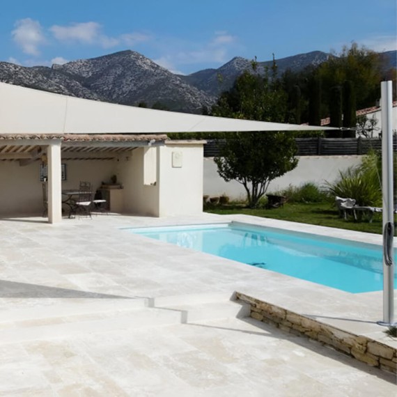 Voile d'ombrage avec enrouleur 97% en acrylique déperlant - 300g/m²