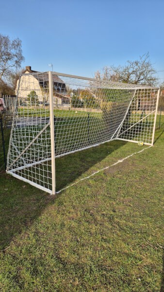 Filet de but de foot forme trapèze blanc pour jardin