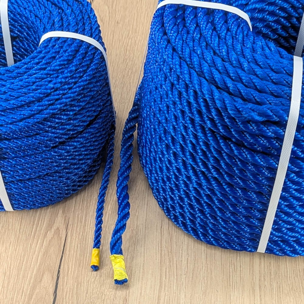 Bobine de cordage polyéthylène bleu