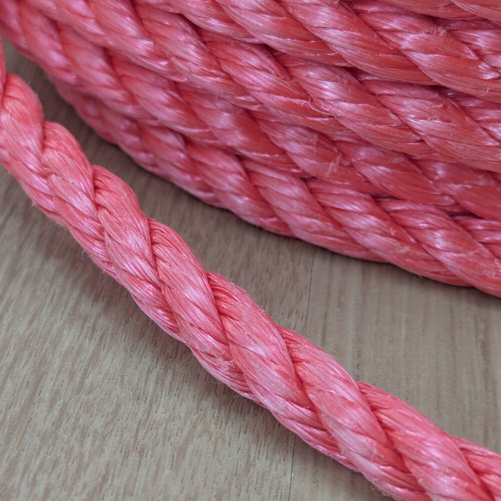 Cordage polypropylène rouge au mètre
