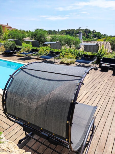 Filet de couverture de pergola utilisé en tant que toiles de protections sur transats à bascule