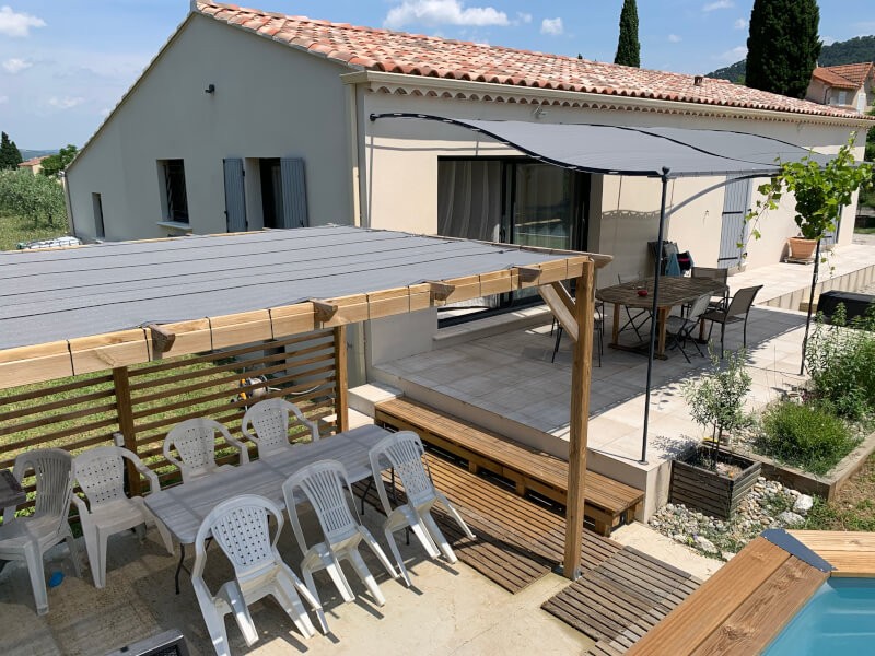 Filet d'ombrage grand format pour pergola