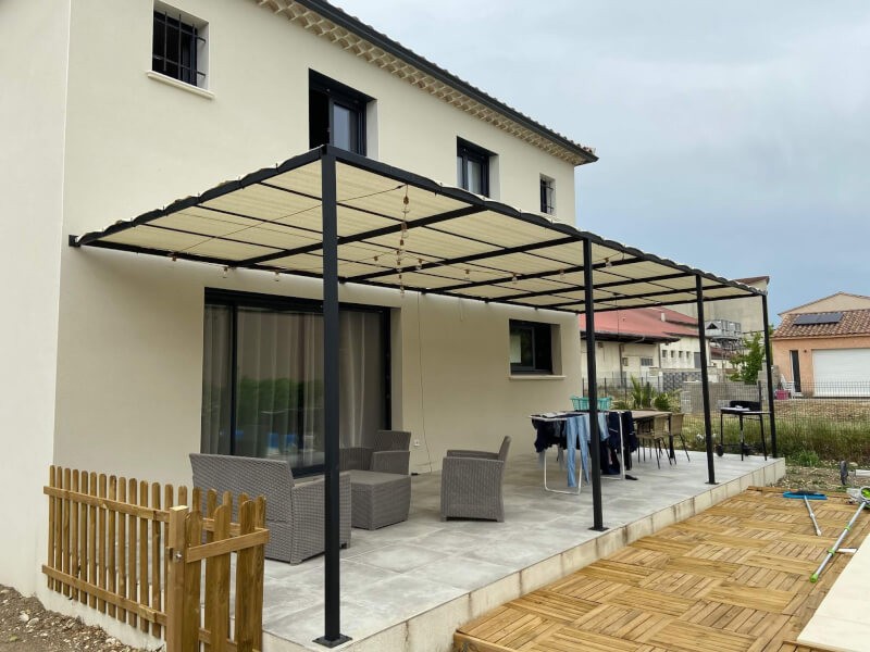 Toile d'ombrage pergola de terrasse