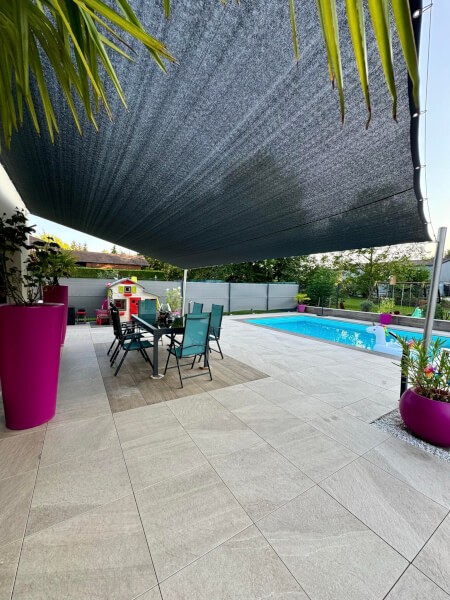 Filet de couverture pergola, forme sur mesure, gris anthracite, tendu sur câble