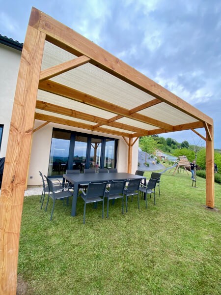 Filet de couverture sur pergola bois Douglas
