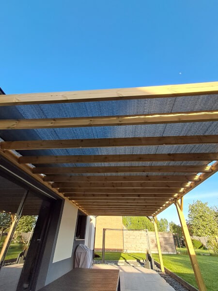 Filet d'ombrage de pergola bois gris anthracite
