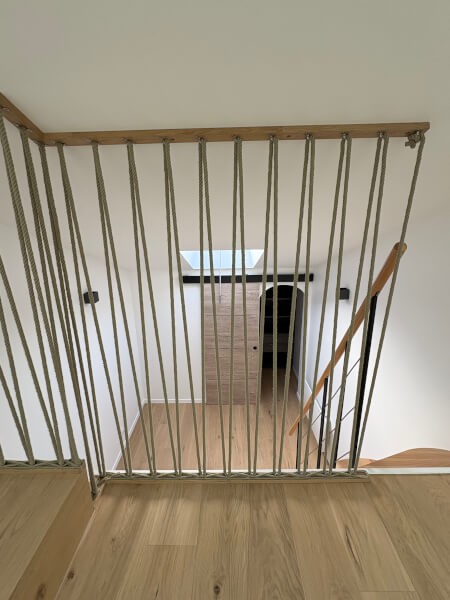 Cordage chanvre synthétique pour escalier