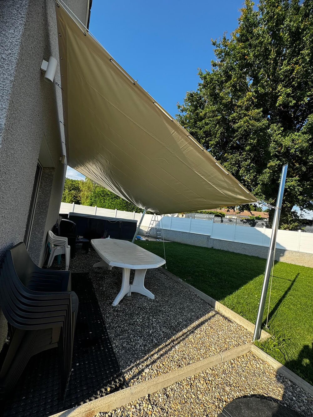Bâche PVC étanche pour pergola 640g/m² - Standard envoyé par un client