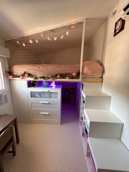 Protéger un lit en hauteur d'enfants avec un filet