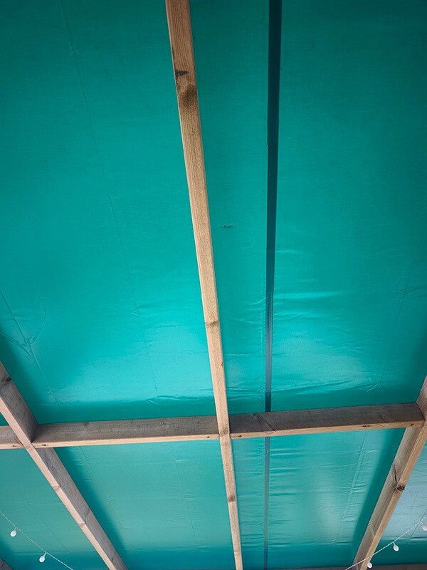 Bâche d'ombrage pergola bois verte