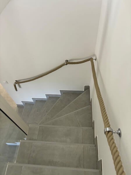 Créer une rampe d'escalier intérieur en corde