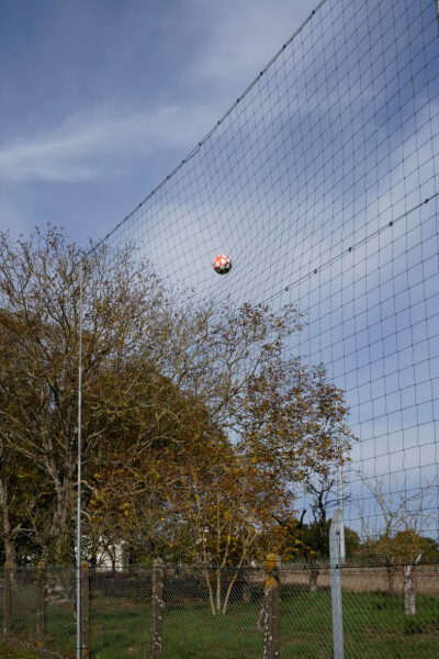 Pare-ballon pour terrain de sport