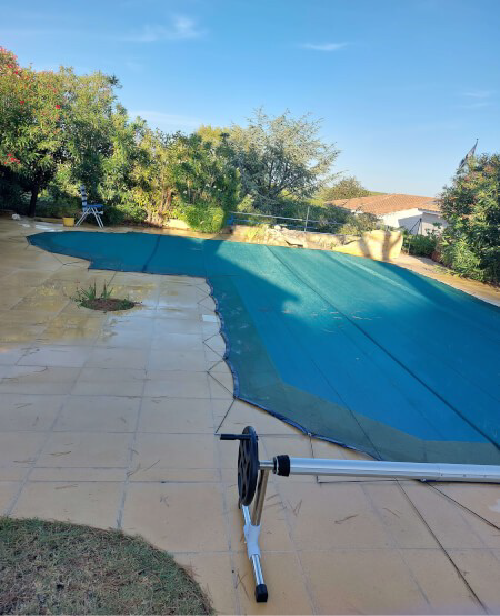 piscine en L avec escalier